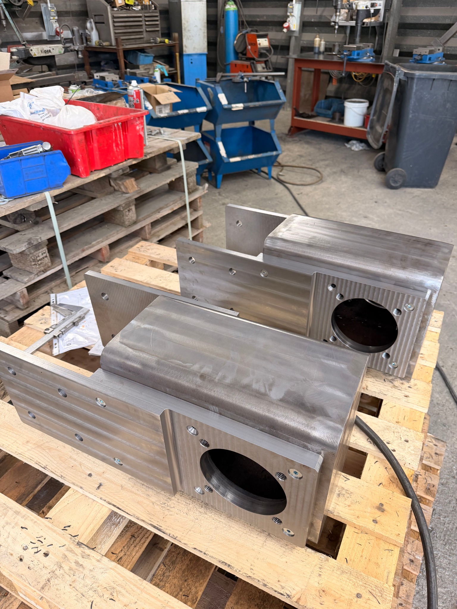 Welding and fabrication Milton Keynes CNC machining precision engineering parts