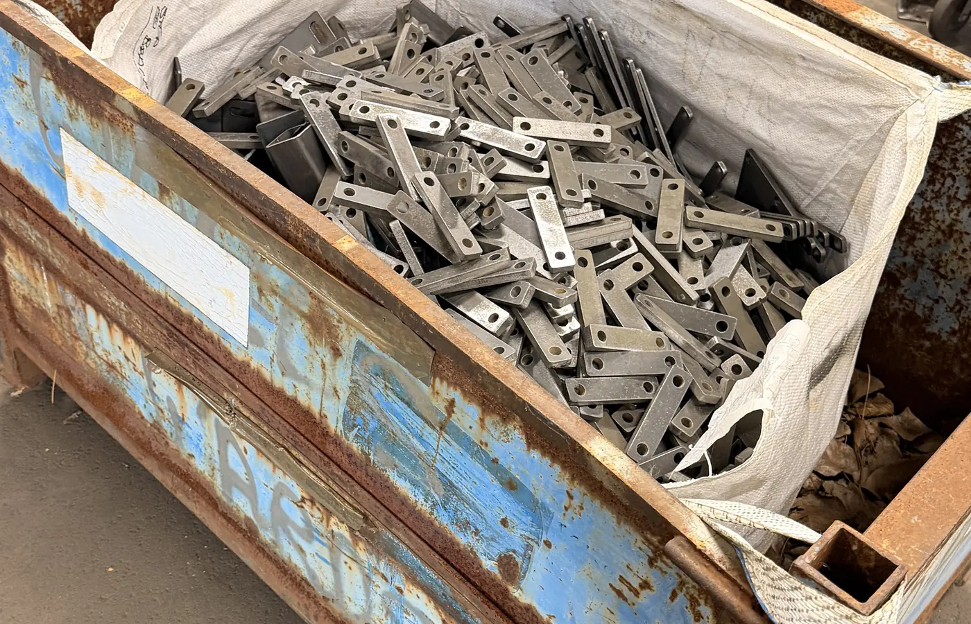 Laser cutting and folding production parts at Wards