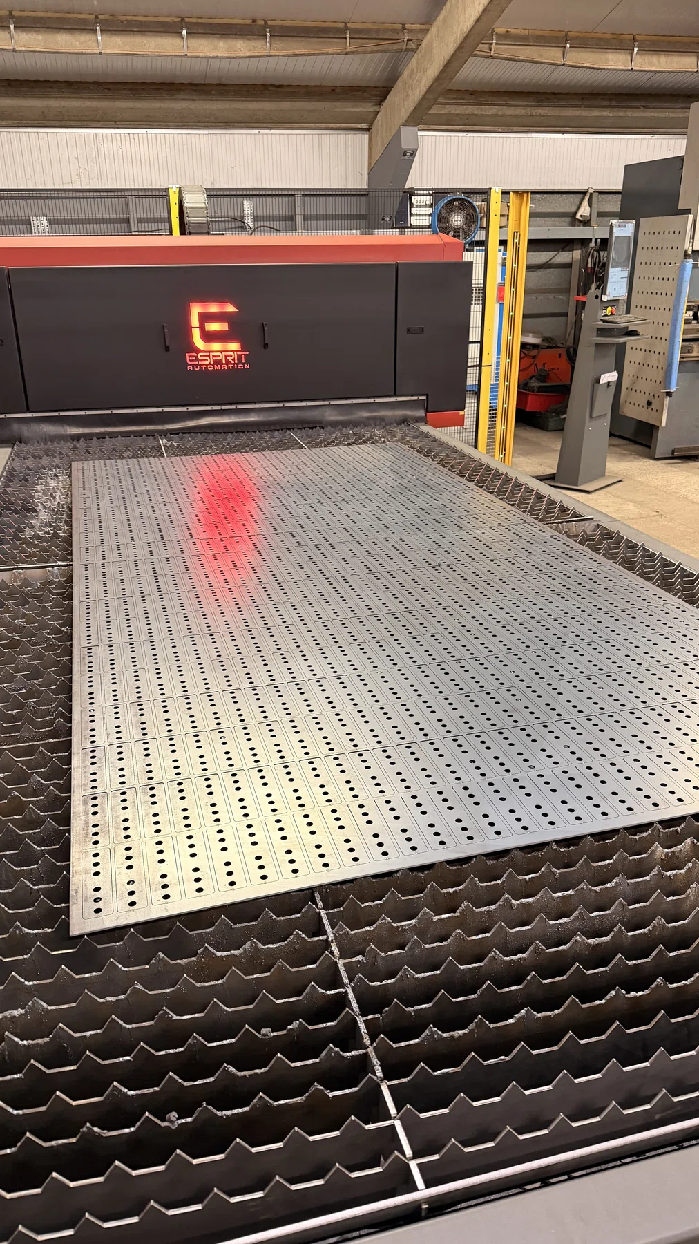 Wards 6kW Esprit Photon HD fibre laser cutting sheet metal at the Milton Keynes workshop